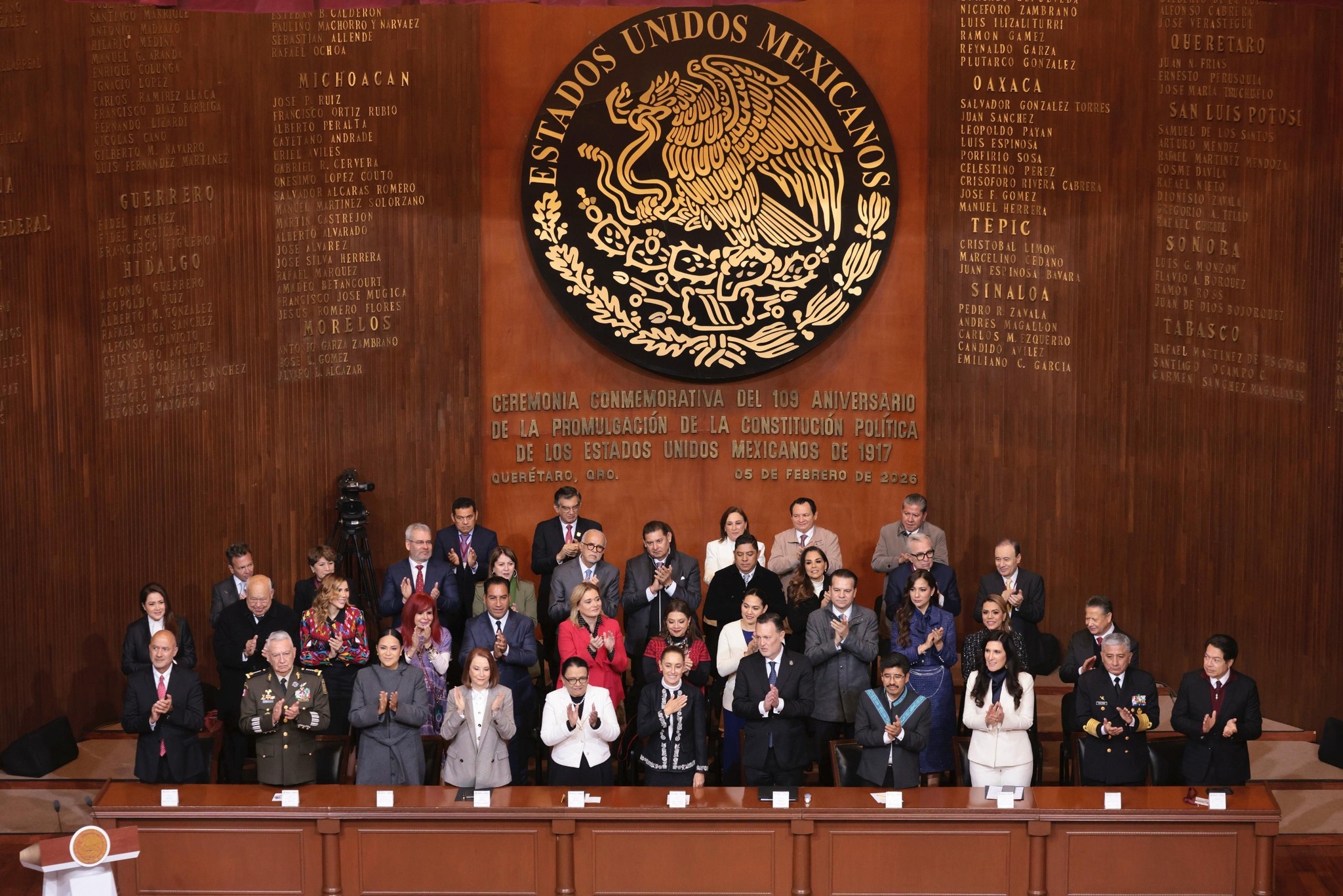 Huacho Díaz presente en Ceremonia por el 109 Aniversario de la Promulgación de la Constitución Política de 1917.