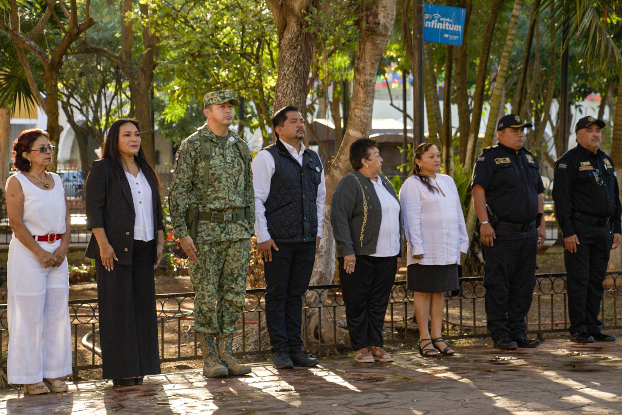 Conmemoran autoridades aniversario de la Fuerza Aérea Mexicana