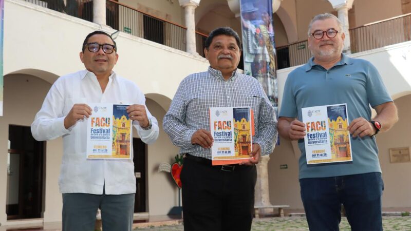 La UADY celebra 104 años de historia con arte y cultura.